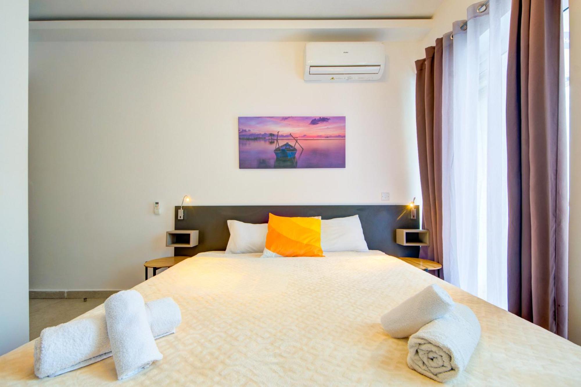 Amazing Location In St Julian's, Paceville 2 Bedroom, With Balcony By Vaganza 公寓 Saint Julian's