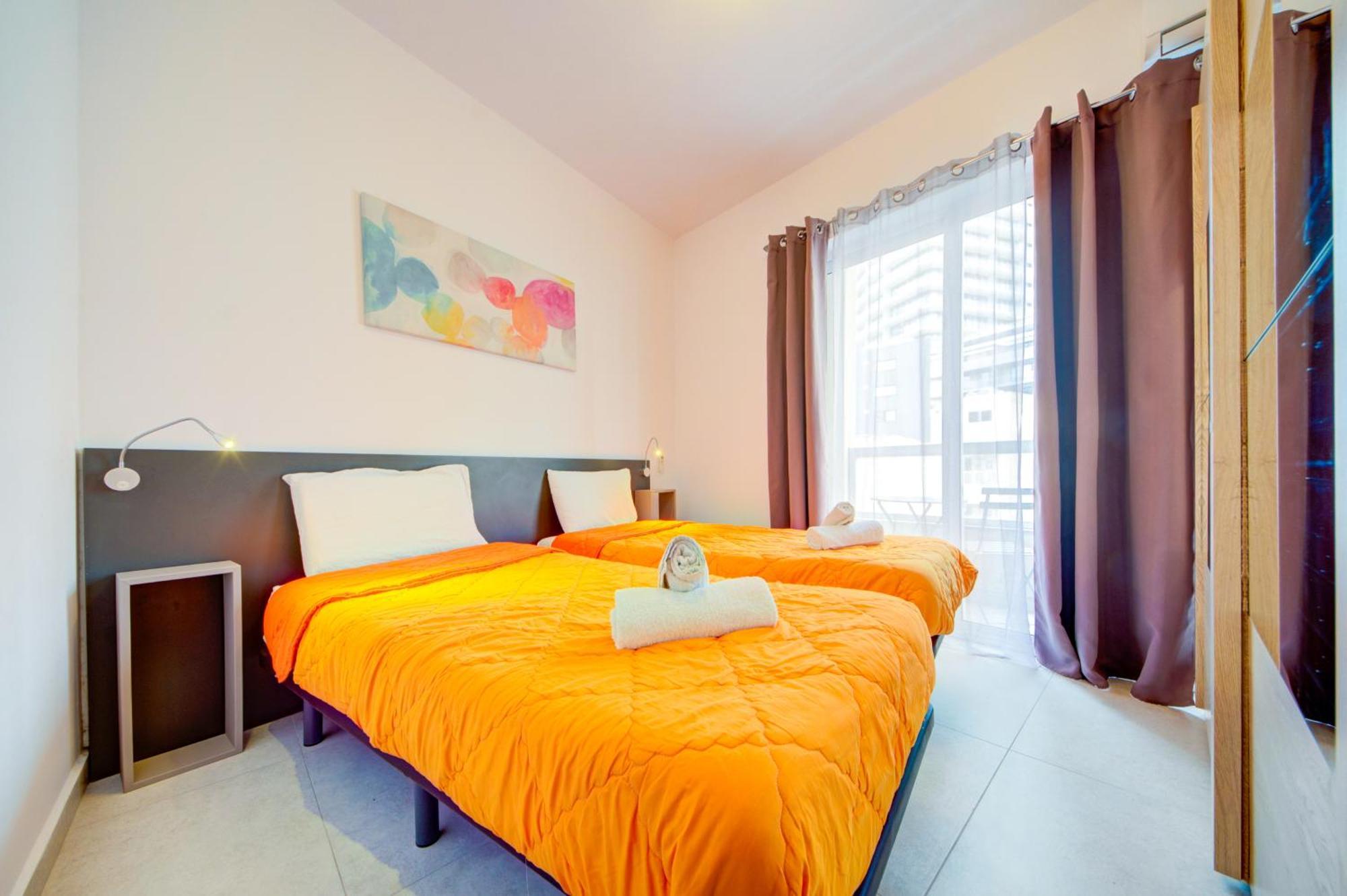 Amazing Location In St Julian's, Paceville 2 Bedroom, With Balcony By Vaganza 公寓 Saint Julian's